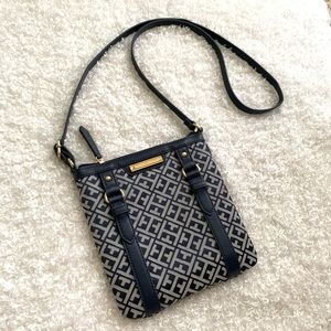 NWOT Tommy Hilfiger CrossBody